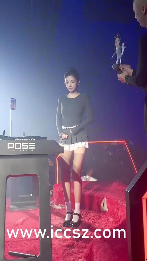 老师机成人免费视频,探索教育新境界-第1张图片-丝瓜视频成人