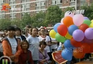 高中成人礼礼物视频,成人礼视频中的成长印记与未来展望-第1张图片-丝瓜视频成人