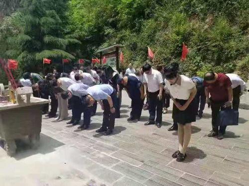 主题教育视频成人故事-第3张图片-丝瓜视频成人