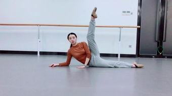 成人快速练舞蹈动作视频,跟随视频轻松入门-第1张图片-丝瓜视频成人