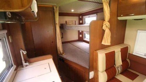 成人上下铺视频教程下载-第1张图片-丝瓜视频成人